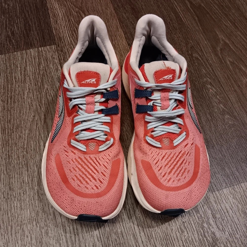 Altra Provision 6 Orange Running Shoes Sneakers Women’s Size 7.5